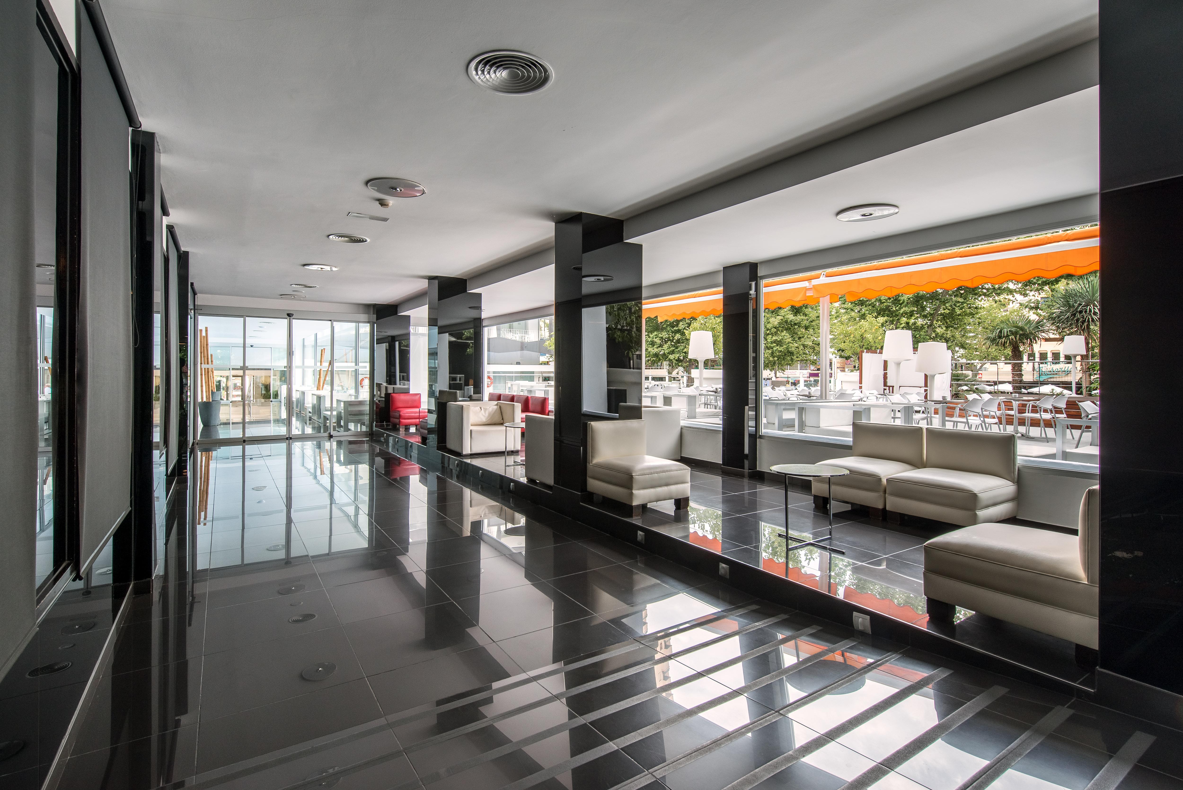 Climia Belroy 4 Sup Aparthotel Benidorm Bagian luar foto