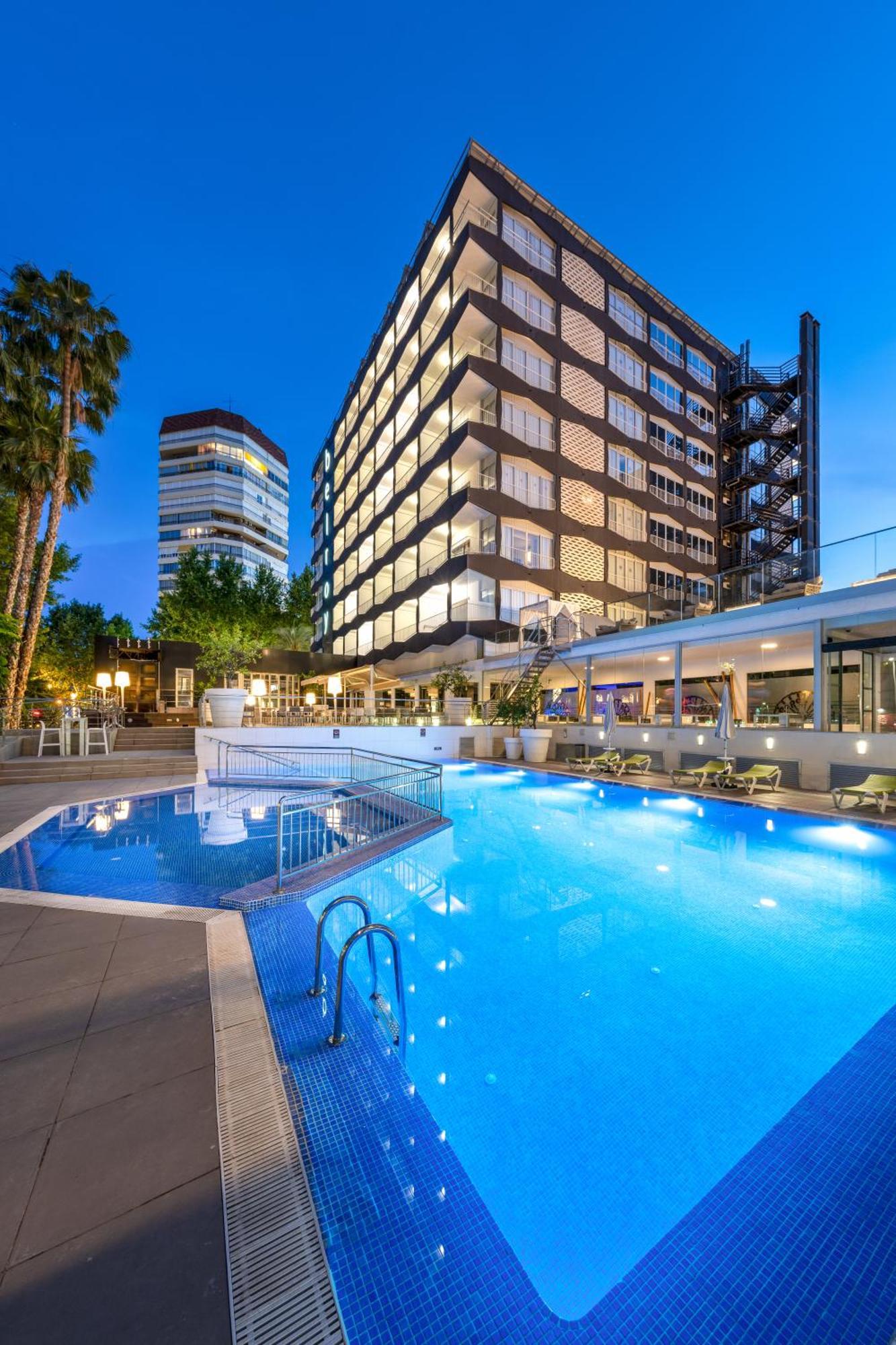 Climia Belroy 4 Sup Aparthotel Benidorm Bagian luar foto
