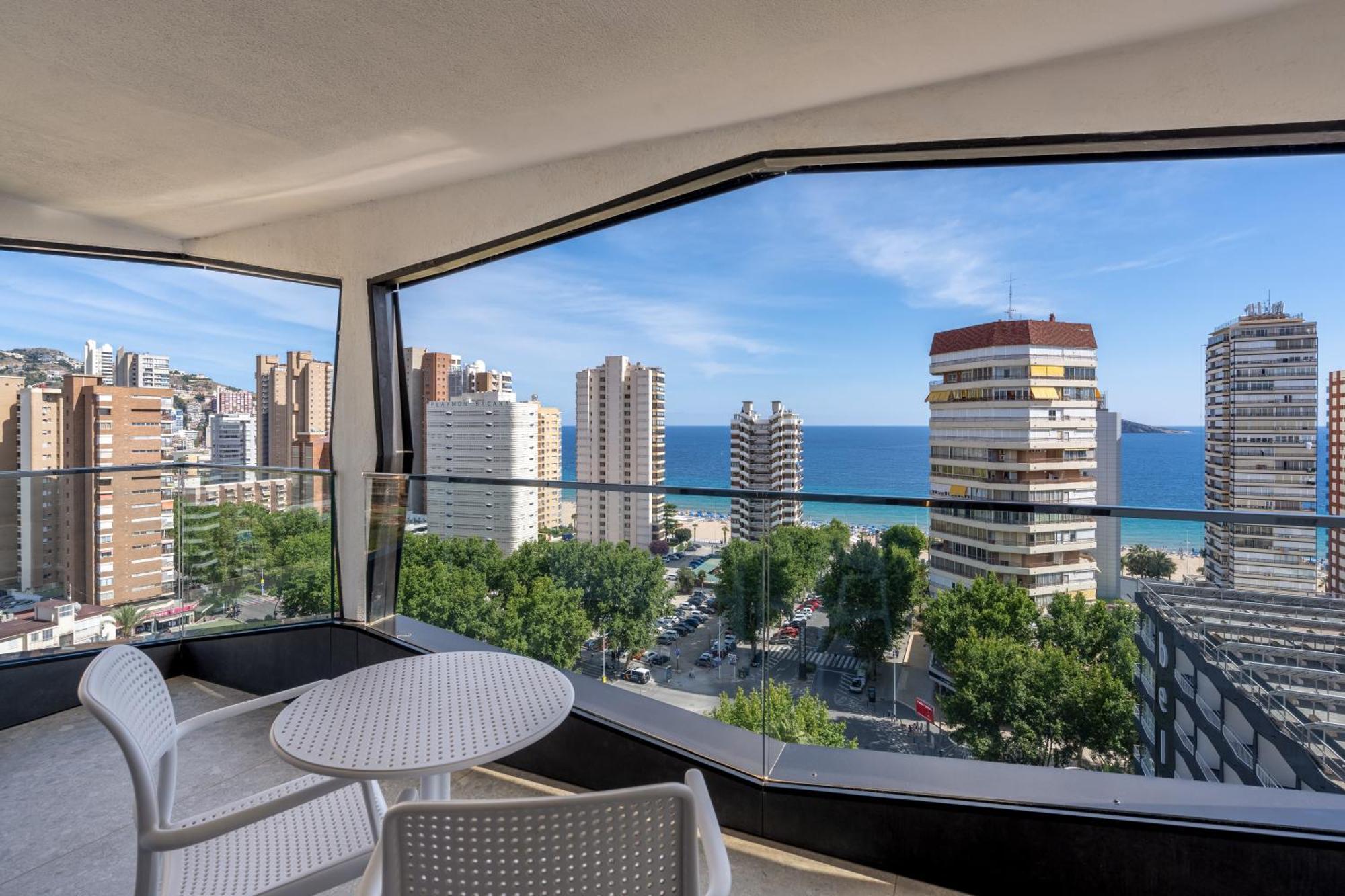 Climia Belroy 4 Sup Aparthotel Benidorm Bagian luar foto