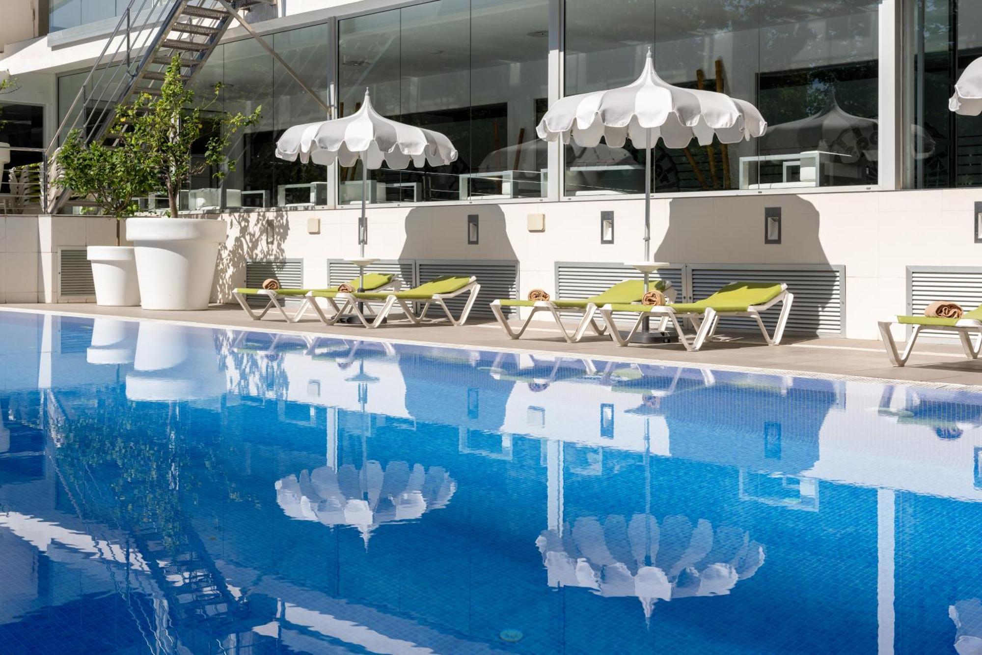 Climia Belroy 4 Sup Aparthotel Benidorm Bagian luar foto