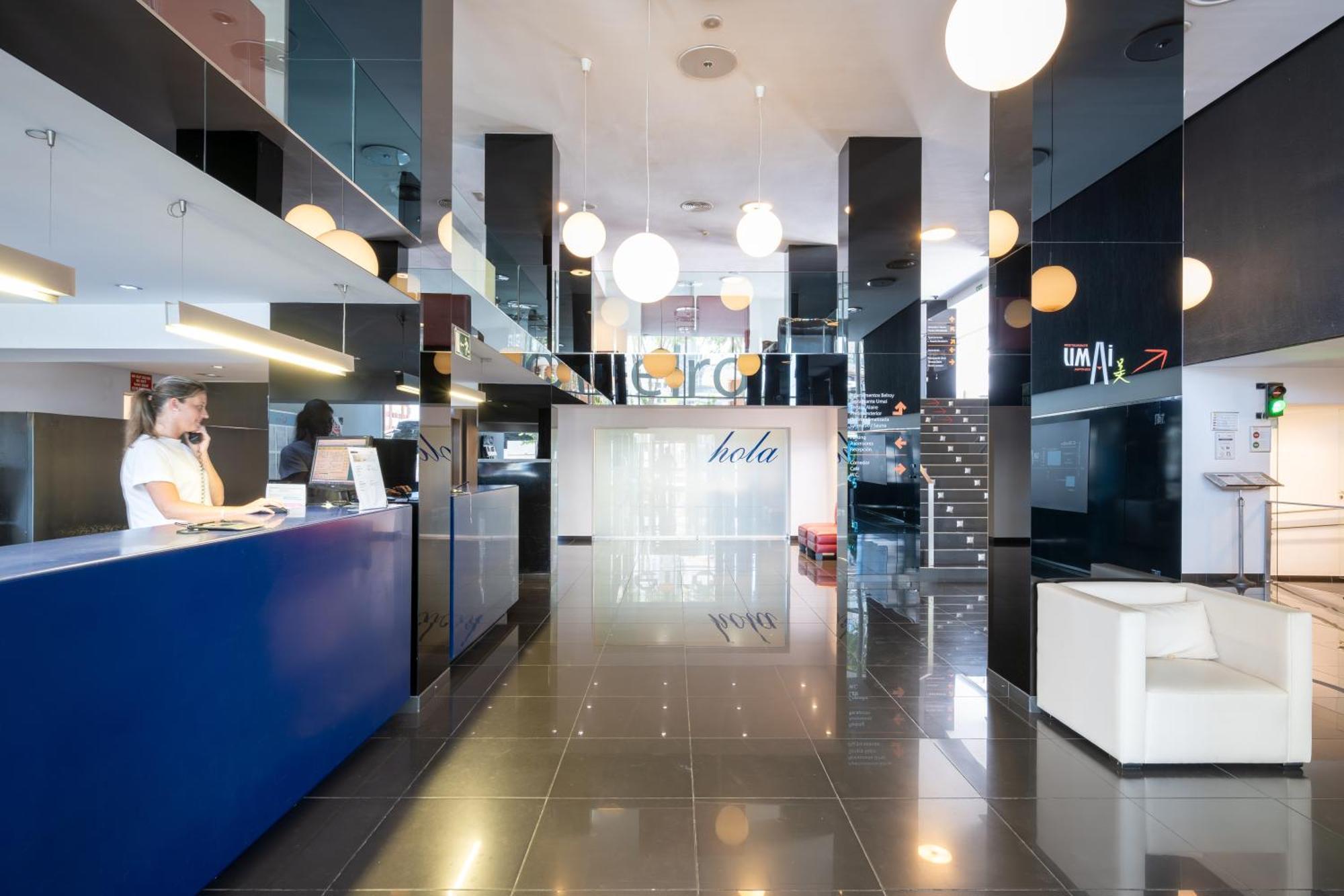 Climia Belroy 4 Sup Aparthotel Benidorm Bagian luar foto